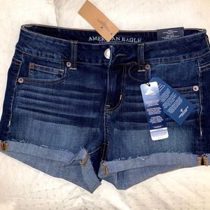 NWT AMERICAN EAGLE Jean Shorts (Shortie)